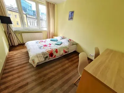 Łóżko lub łóżka w pokoju w obiekcie Fantastic Waw - Z6 Room - 304B
