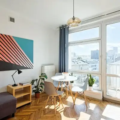 Urbannestgroup - Nowogrodzka 8