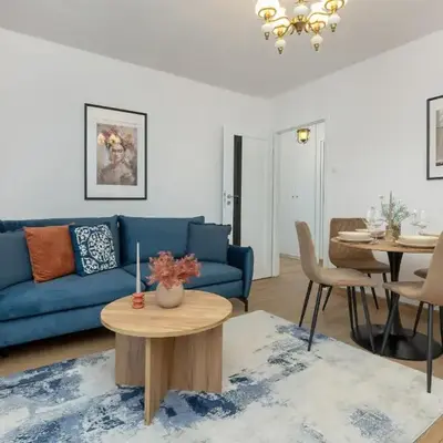 Central Warsaw Apartment Żurawia by Noclegi Renters