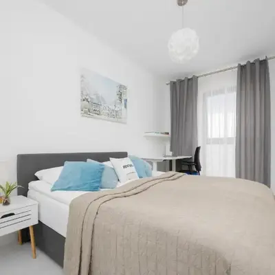 Burakowska 16 Apartament z Balkonem i Parkingiem Warszawska Wola by Noclegi Renters