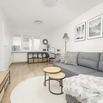 Elegant Grey Apartment Wspólna Śródmieście in Warsaw by Noclegi Renters