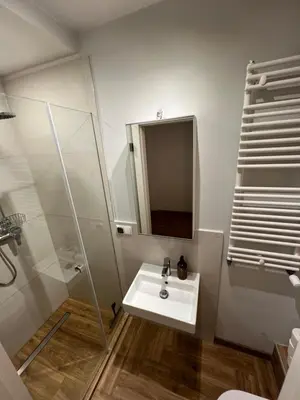 Łazienka w obiekcie Warsaw City Budget Room 2 #self check-in #essentials included