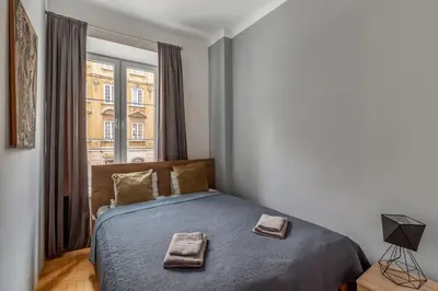 Plan piętra w obiekcie Close-Central Warsaw Apartment - Great Location- Warsaw Stays- Freta