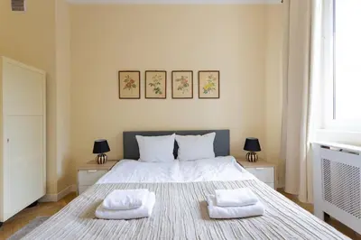 Plan piętra w obiekcie Close-Urban Chic - Two Bedrooms Apartment - City Center&Nowy Swiat