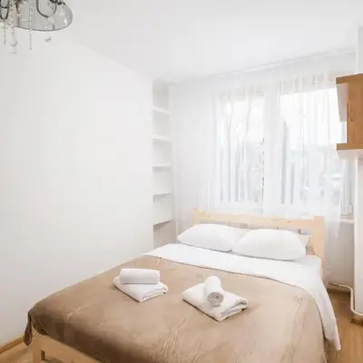 Bielany Homely Apartment by BookingHost
