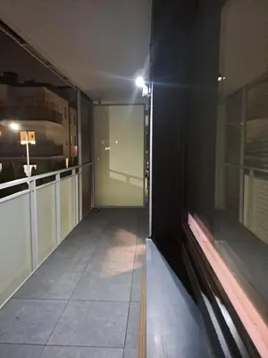 Kuchnia lub aneks kuchenny w obiekcie Warsaw Smart Apartment with Parking