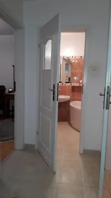 Łazienka w obiekcie Cichy i przyjemny pokój na Muranowie