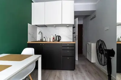 Kuchnia lub aneks kuchenny w obiekcie Urban Chic - City Center - 3 Bedrooms Apartment - Ogrodowa