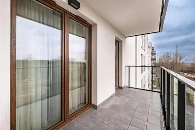 Balkon lub taras w obiekcie Lux Airport Apartment