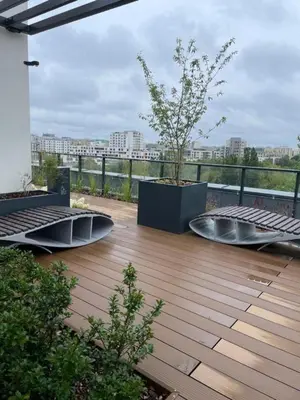 Balkon lub taras w obiekcie Green Airport Apartment
