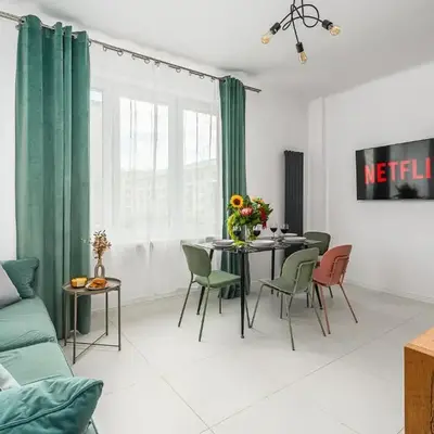 Lumina Charming 3-room apartment in the heart of Warsaw