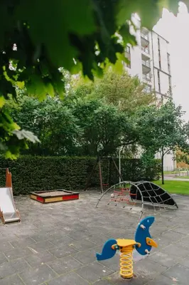 Ogród w obiekcie Etiuda Resident Apartment Mokotów, metro Służew