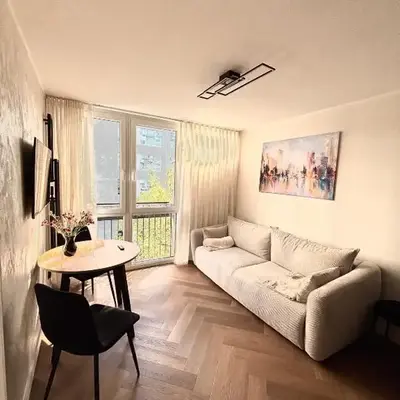 409 Apartment