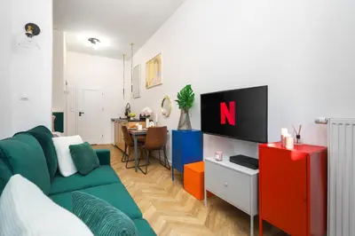 Telewizja i/lub zestaw kina domowego w obiekcie Urban Chic - Cozy Studio - Praga - Ząbkowska B