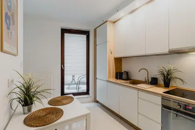 Kuchnia lub aneks kuchenny w obiekcie Urban Apartaments - Great Location - City Center - Towarowa А