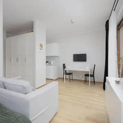 Bright Studio Krochmalna Near Warsaw City Centre by Noclegi Renters