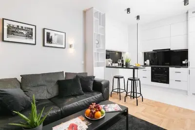 Kuchnia lub aneks kuchenny w obiekcie Golden Apartments - Mennica Residence, 1-Bedroom in City Center#140