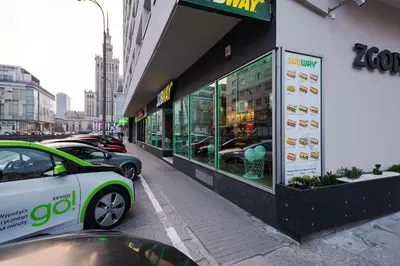 Supermarket lub sklepy w pobliżu tego apartamentu