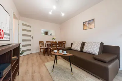 Część wypoczynkowa w obiekcie 3 bedroom apartment KASPRZAKA - P&O Serviced Apartments