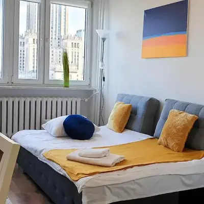 Sweet Life Apartment next to metro station