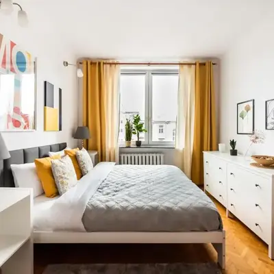 Superior Metro Centrum Apartment by BookingHost